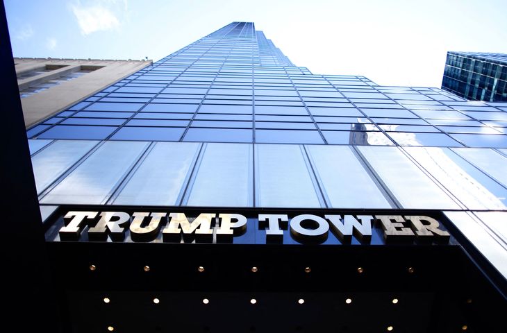 Trump-familien har en treetagerslejlighed i det enorme Trump Tower på Manhattan. Foto: Ritzau Scanpix
