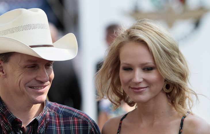 Jewel Kilcher var fra 2008 til 2014 gift med Ty Murray, der er nidobbelt verdensmester i cowboy-rodeo. Foto: AJ Mast/Ritzau Scanpix