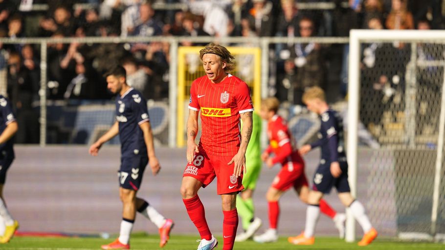 FC Nordsjælland og Mads Bidstrup gik fra banen hjemme mod AGF uden point i søndagens sene kamp i Superligaen. Foto: Claus Bech/Ritzau Scanpix