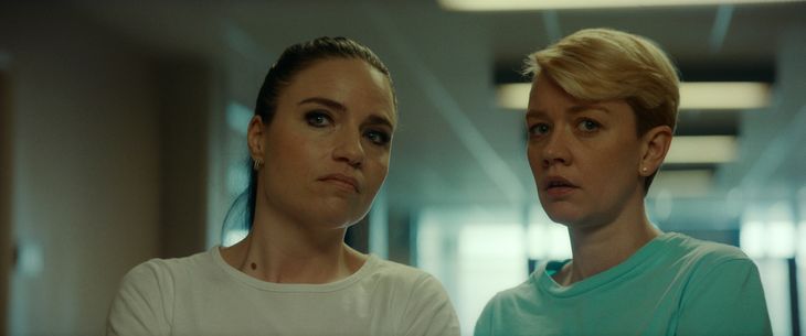 Josephine Park og Fanny Louise Bernth spiller to af de bærende roller i 'Sygeplejersken'. Foto: Tommy Eildner/Netflix