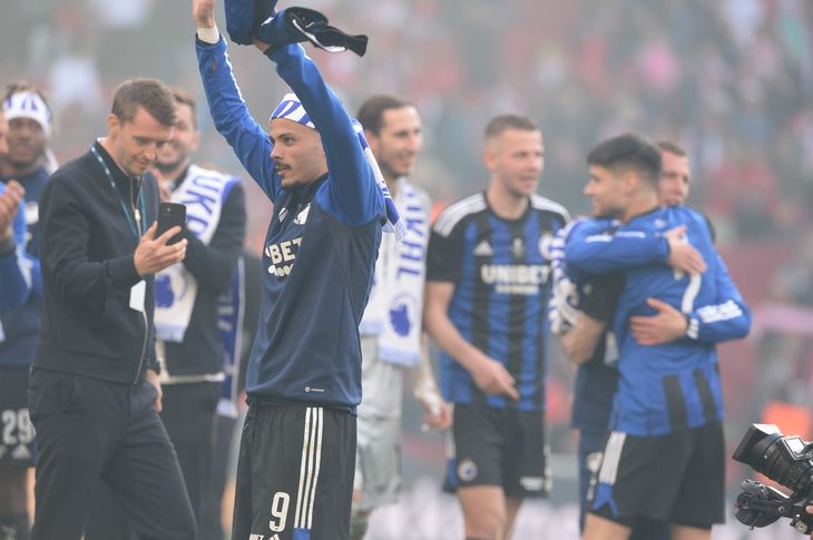 FCK-spillerne jubler efter sejren over AaB. Foto: Linda Johansen
