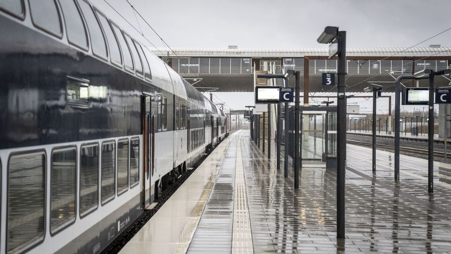 Som følge af arbejdsnedlæggelser blandt DSB's klargøringspersonale kan pladsbilletter ikke benyttes til og med søndag. Derudover vil det ikke samme periode ikke være muligt at købe Orange billetter, ligesom der på flere strækninger indsættes togbus. (Arkivfoto). Foto: Mads Claus Rasmussen/Ritzau Scanpix