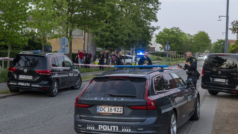 Voldsomt knivoverfald: To 17-årige anholdt – Ekstra Bladet