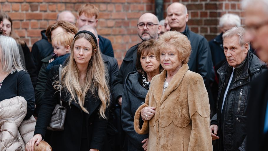 Stephanies far blev hyldet i Parken: 'Familien har været rørt' – Ekstra ...