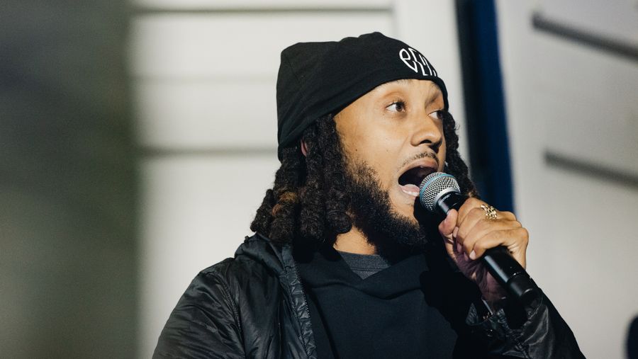 Rasende politiker truer Distortion: De bør undskylde for rapper, ellers ...