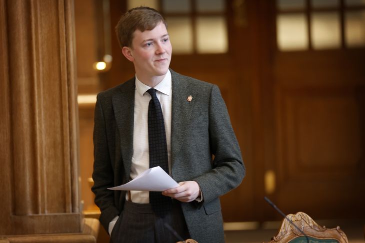 Dansk Folkepartis Mikkel Bjørn har ikke meget forståelse for, hvorfor lige gæld fra repatriering ikke kan stå i vejen for permanent opholdstilladelse. Foto: Jens Dresling