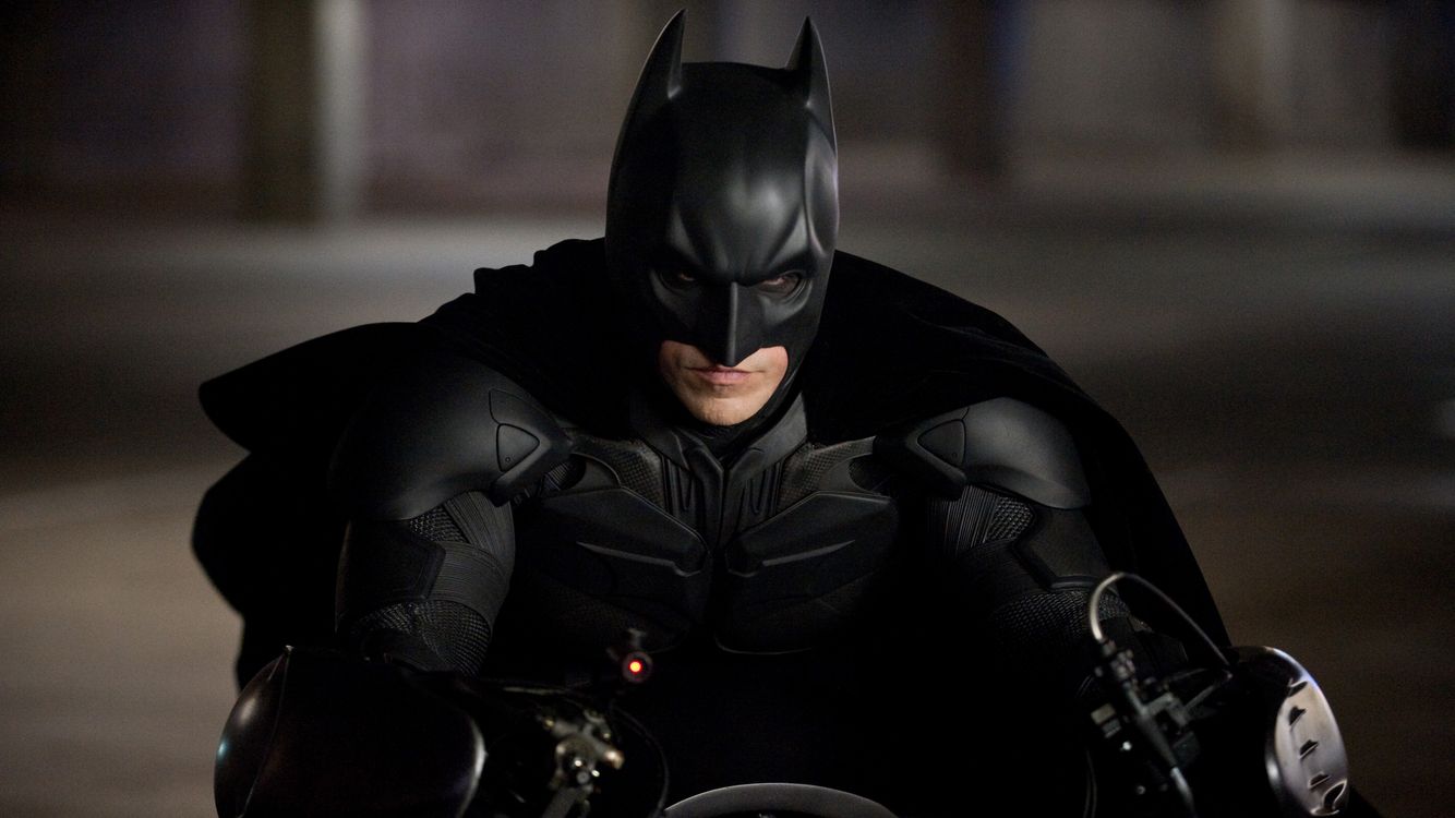 Batman redder dagen: Jagter tyv og finder stjålet taske – Ekstra Bladet