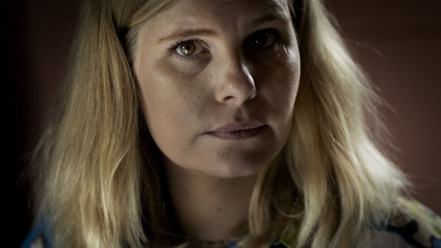 Beder følgere om hjælp: Misbrugt på nettet – Ekstra Bladet