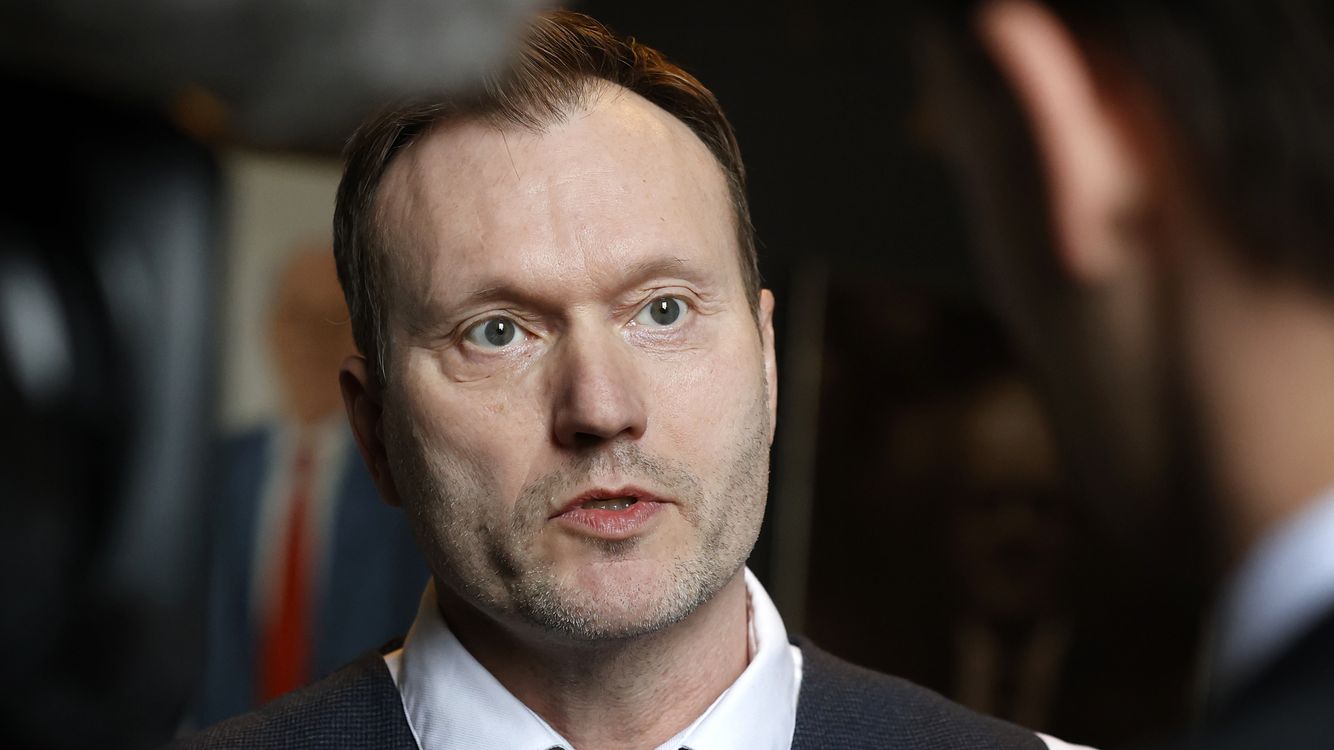 Lars Boje boykotter medier: Har været en slave – Ekstra Bladet
