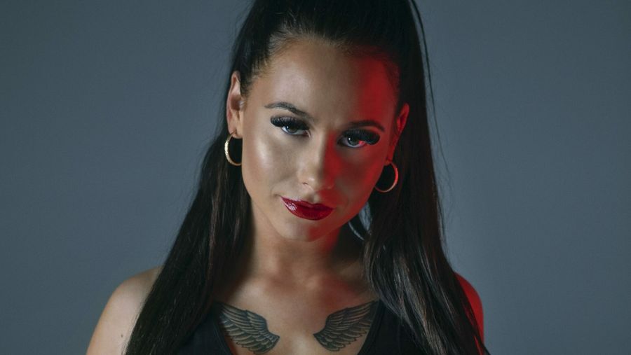 Dansk rapper: Vil købe hus med sin mor – Ekstra Bladet