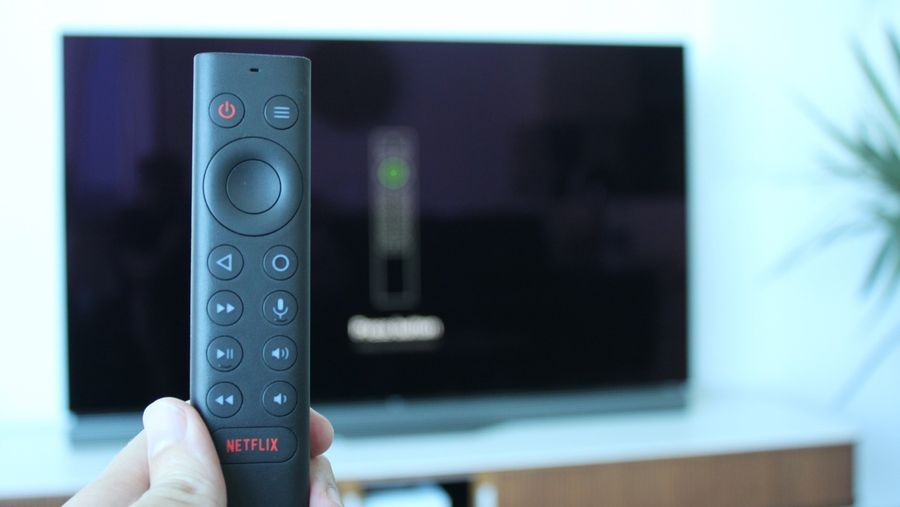 Smart TV: Reklamer sniger sig ud på vores fjernbetjeninger – Ekstra Bladet
