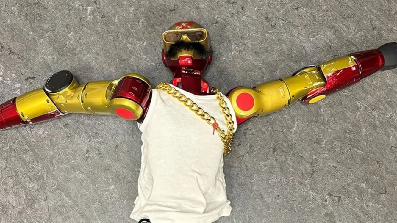 Mistænkt for befamling: Politiet beslaglægger robot – Ekstra Bladet