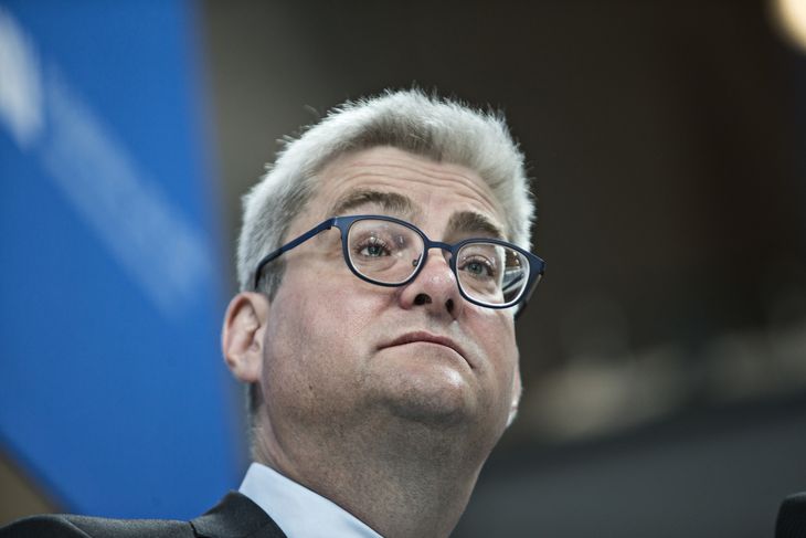 Frederiks idé stormer frem: Søren Pind væmmes – Ekstra Bladet